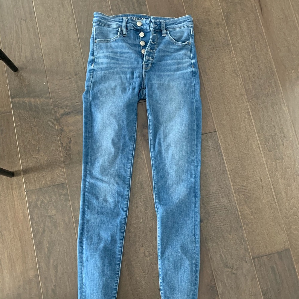 American Eagle High Rise Jeans